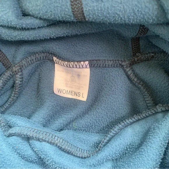 Blue - Picture 2 of 4